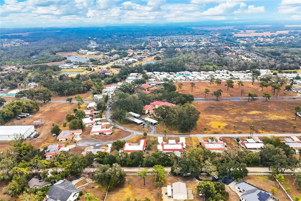 Property Slideshow image 1 of 55 | 1111 w faith cir apt 1006, Bradenton, FL, 34212