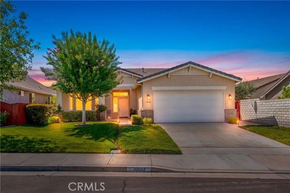 Property Slideshow image 1 of 39 | 30102 iron horse dr, Murrieta, CA, 92563