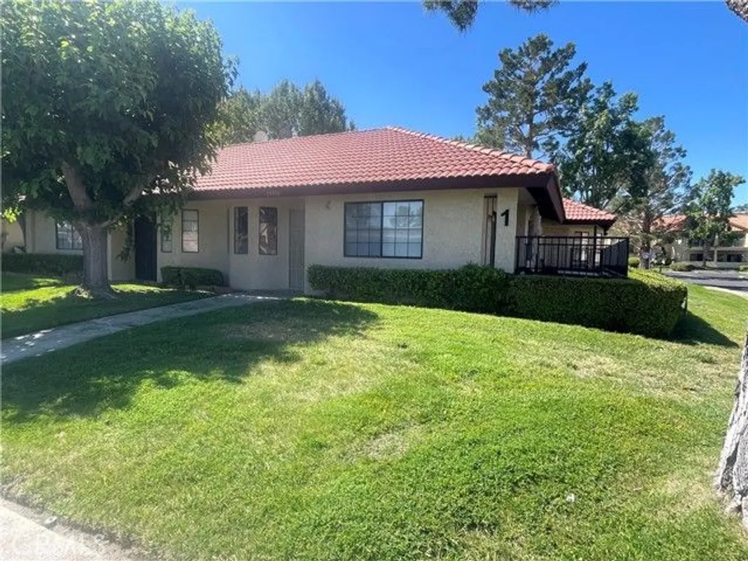 Property Slideshow image 1 of 27 | 19170 palo verde dr, Apple Valley, CA, 92308