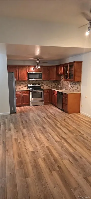 Property Slideshow image 1 of 16 | 675 s clinton st 11b, Denver, CO, 80247