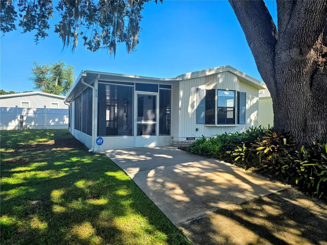 Property Slideshow image 1 of 19 | 615 cottage park ln, Leesburg, FL, 34748