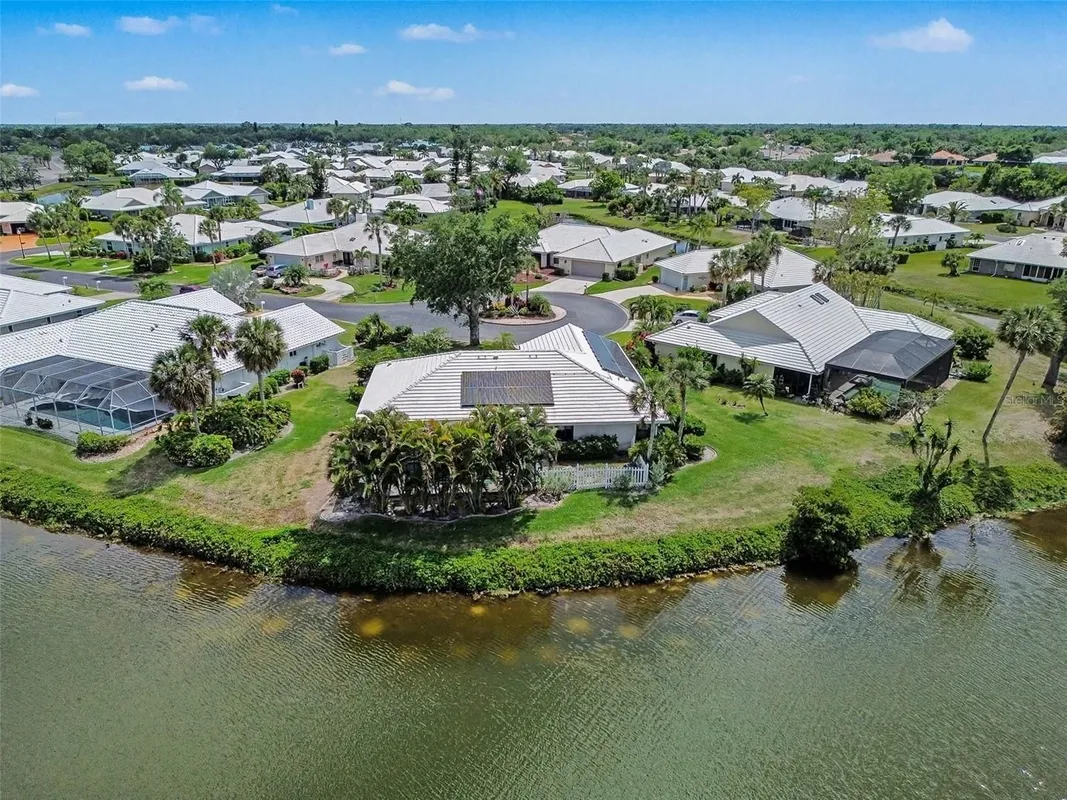 Property Slideshow image 1 of 53 | 612 paget dr, Venice, FL, 34293