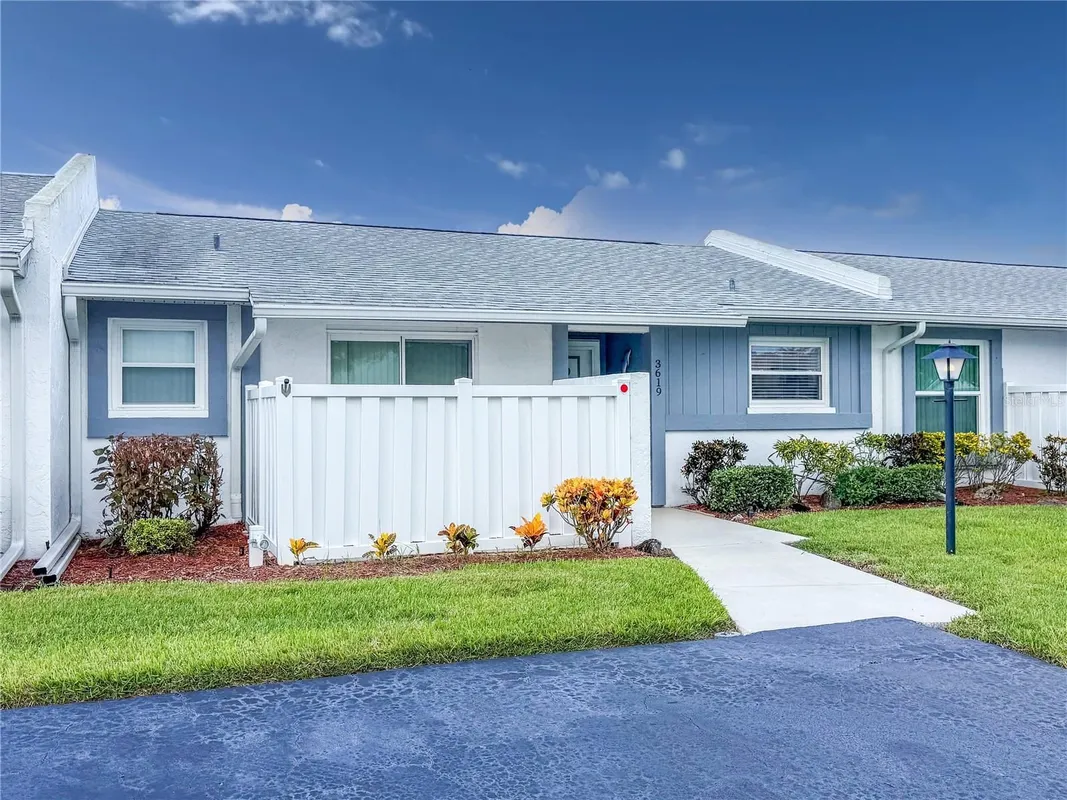 Property Slideshow image 1 of 57 | 3619 36th avenue dr, Bradenton, FL, 34205