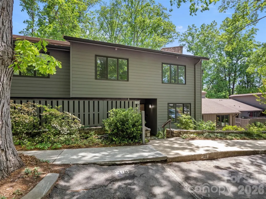 Property Slideshow image 1 of 33 | 203 crowfields dr, Asheville, NC, 28803