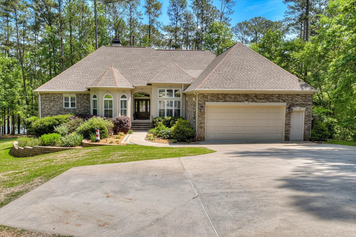 Property Slideshow image 1 of 75 | 209 apple ln, Mccormick, SC, 29835