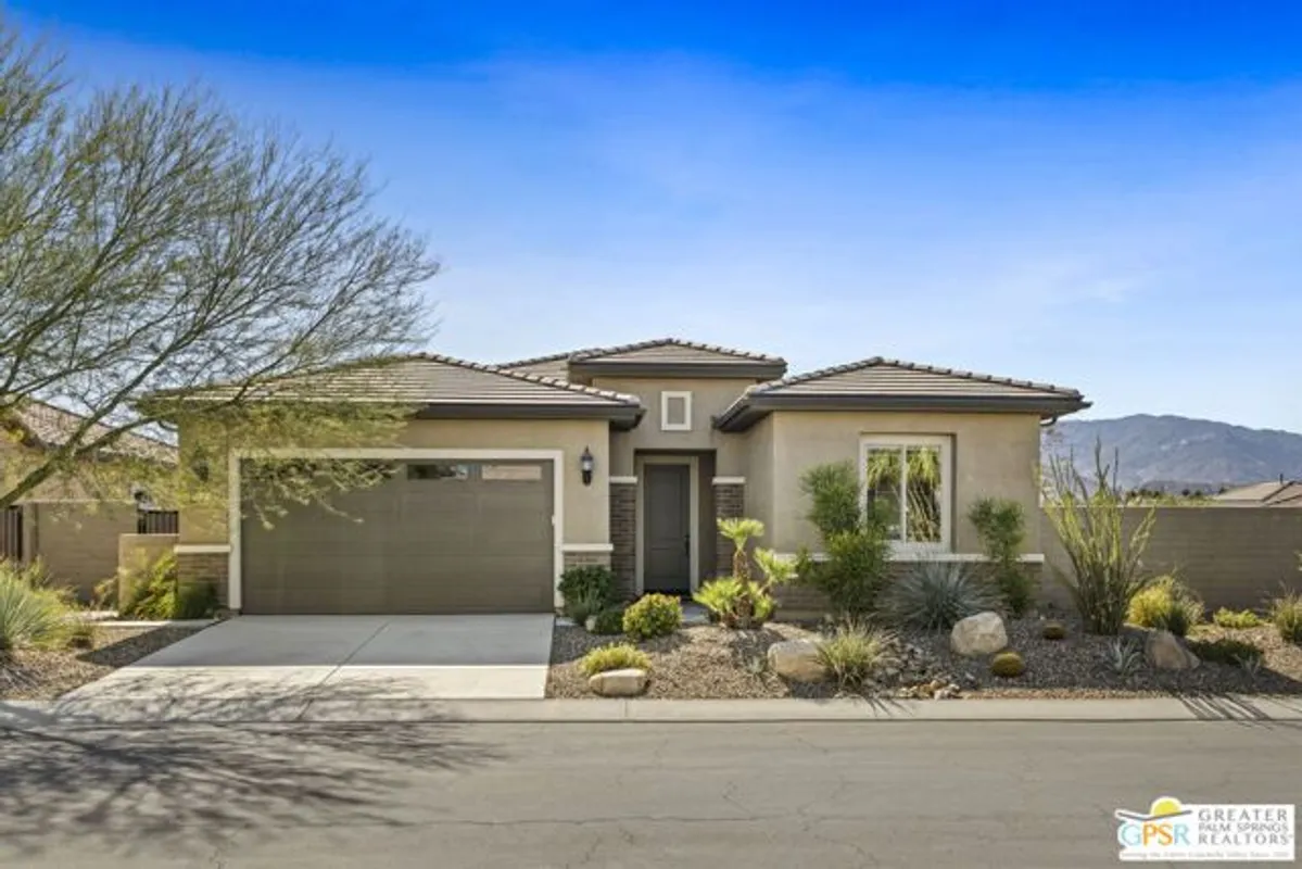 Property Slideshow image 1 of 47 | 11 pinotage, Rancho Mirage, CA, 92270