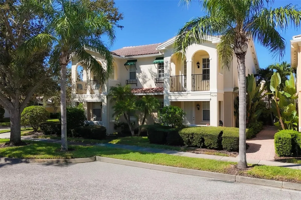 Property Slideshow image 1 of 71 | 7629 bergamo ave, Sarasota, FL, 34238