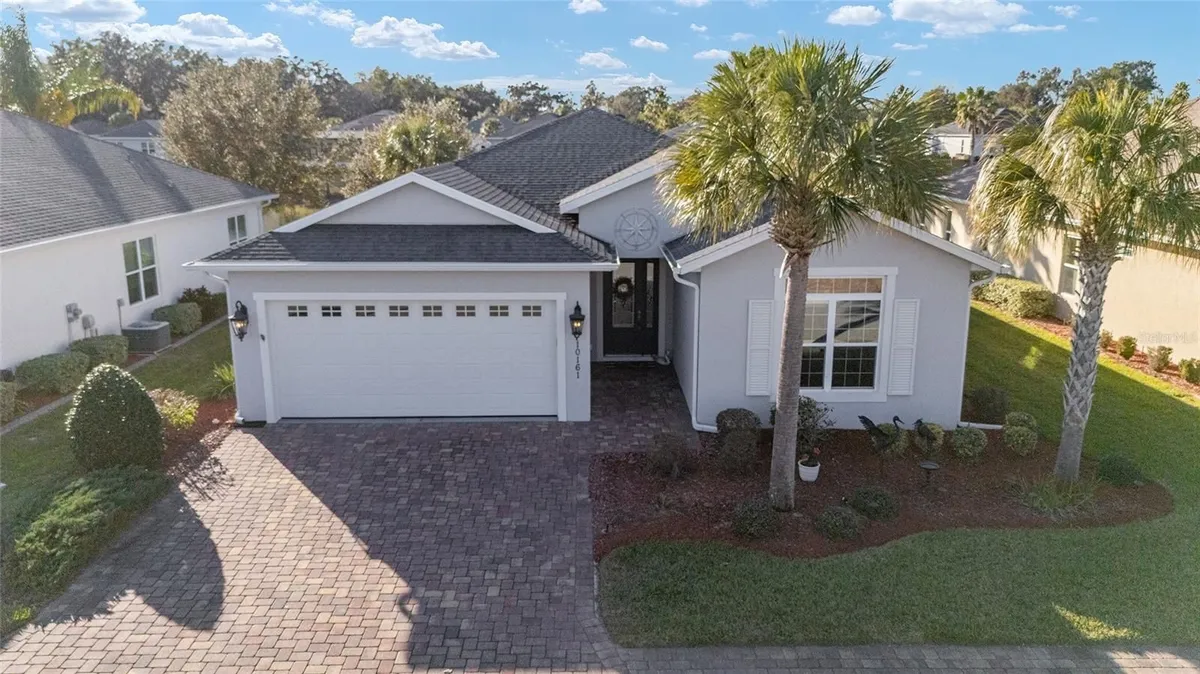Property Slideshow image 1 of 46 | 10161 julia isles ave, Oxford, FL, 34484