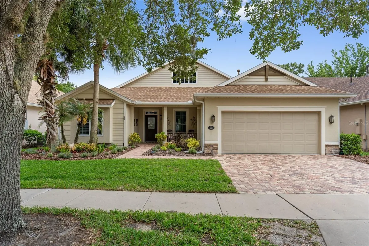 Property Slideshow image 1 of 87 | 1226 heron point way, Deland, FL, 32724