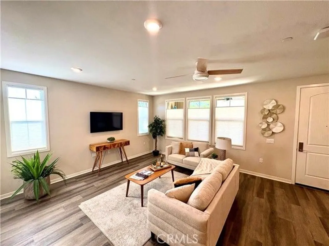 Property Slideshow image 1 of 34 | 253 carlow, Irvine, CA, 92618
