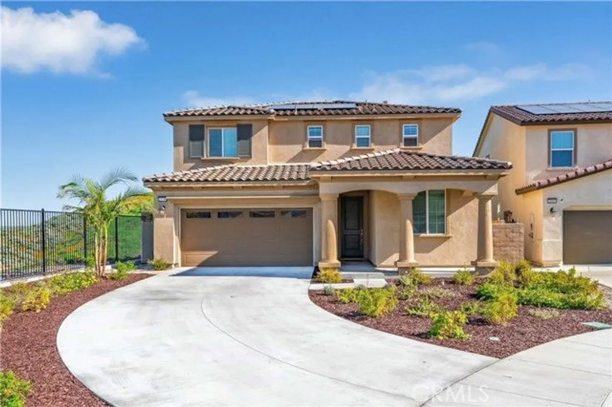 Property Slideshow image 1 of 44 | 23798 solaris ct, Corona, CA, 92883
