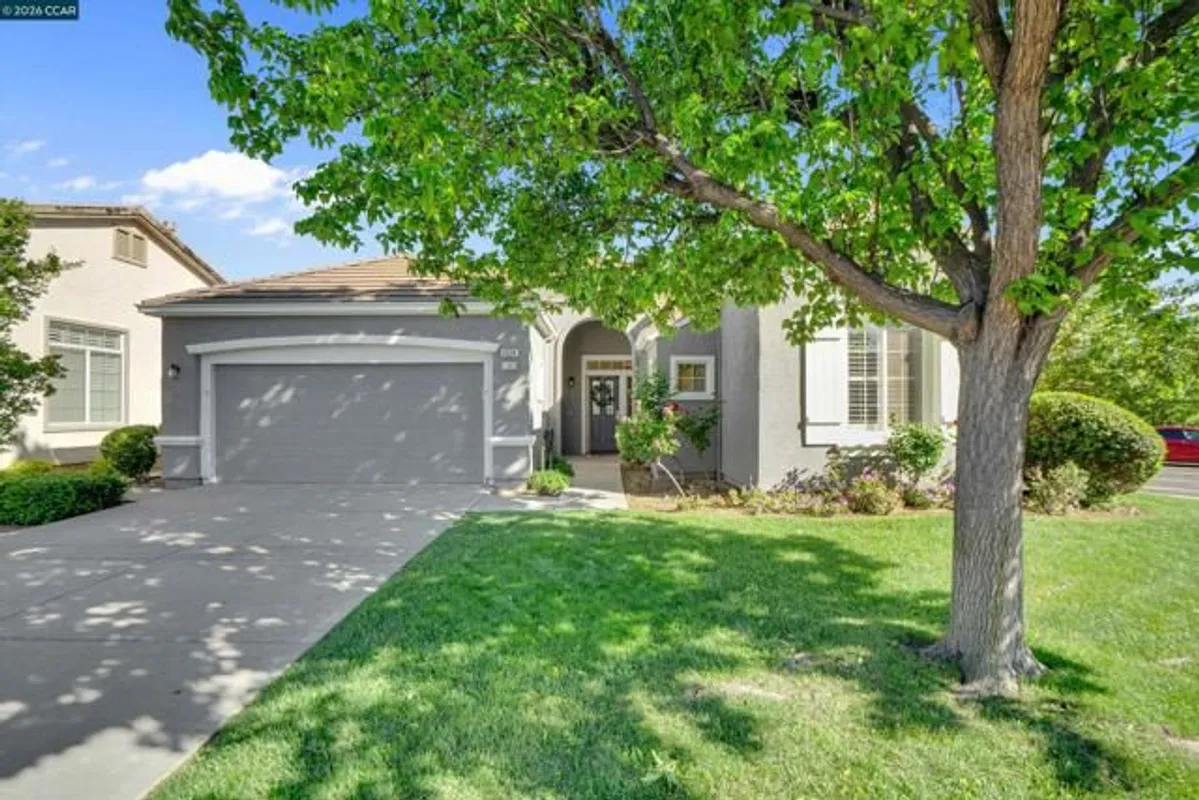 Property Slideshow image 1 of 51 | 1524 bismarck ln, Brentwood (Cc), CA, 94513