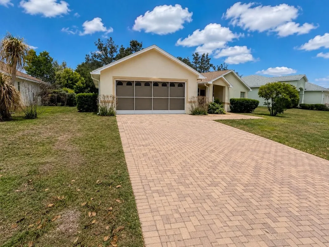 Property Slideshow image 1 of 18 | 17440 se 112th ave, Summerfield, FL, 34491