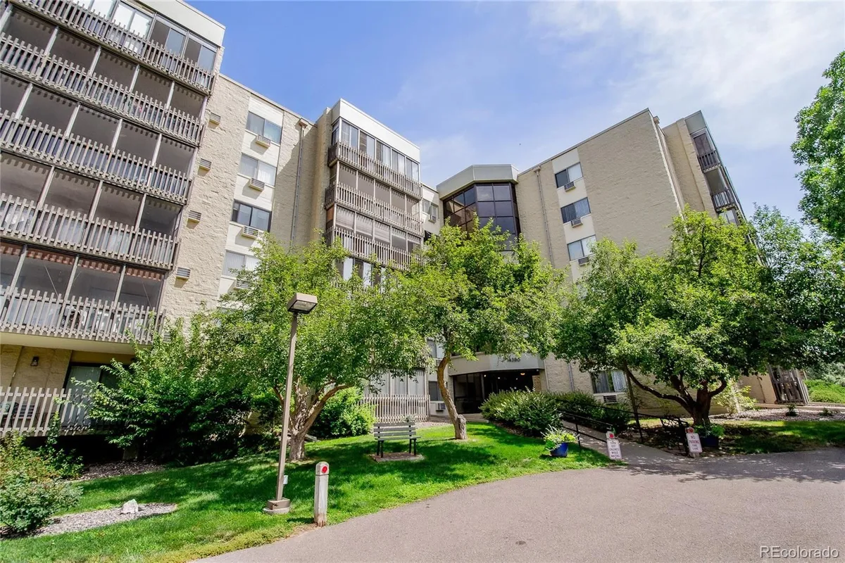 Property Slideshow image 1 of 37 | 14390 e marina dr 202, Aurora, CO, 80014