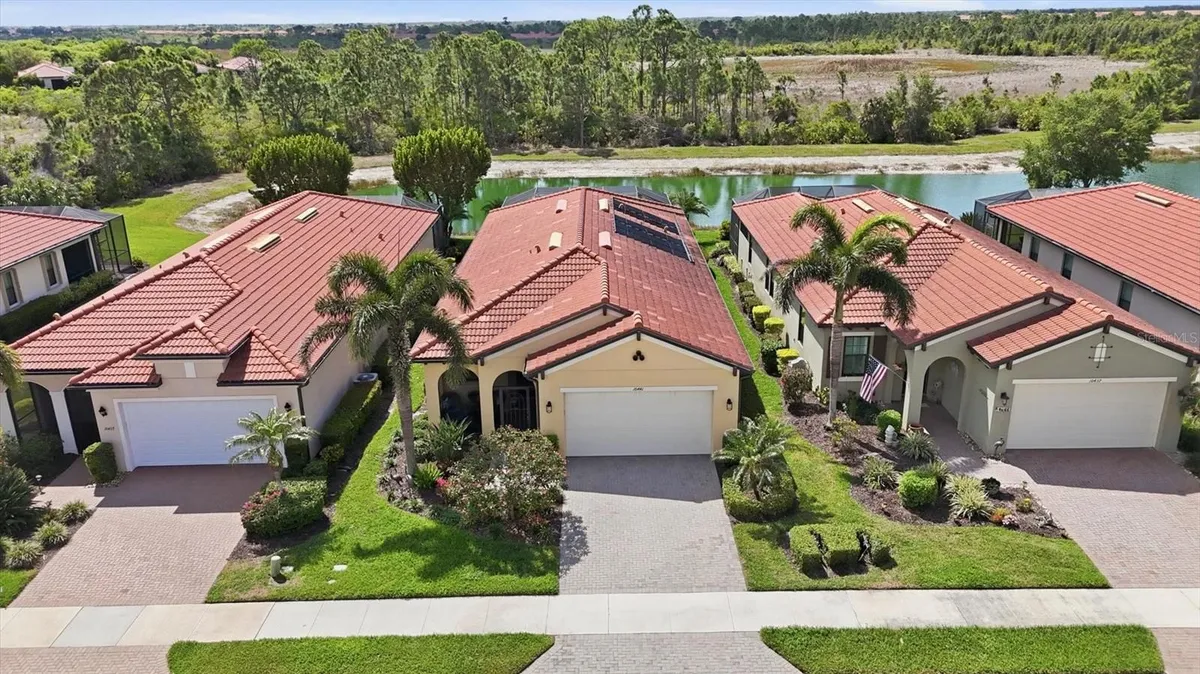Property Slideshow image 1 of 100 | 10441 crooked creek dr, Venice, FL, 34293