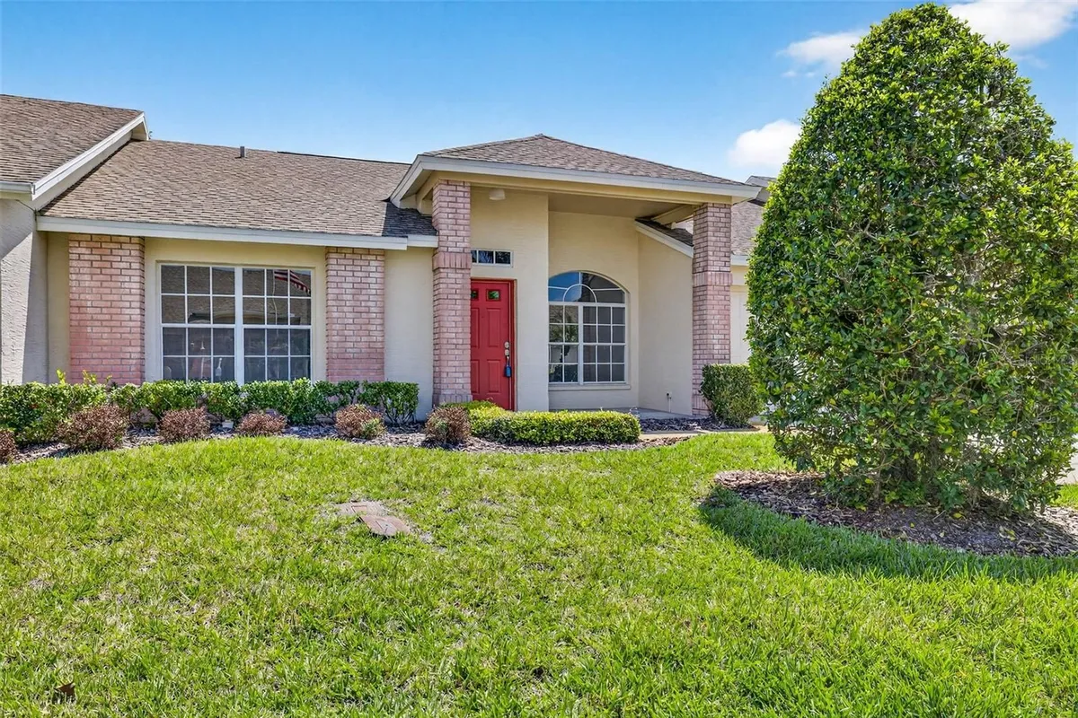 Property Slideshow image 1 of 58 | 1046 almondwood dr, Trinity, FL, 34655