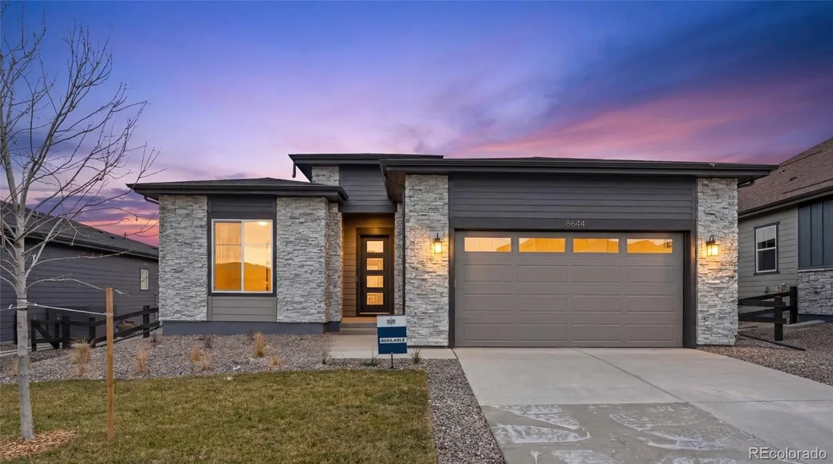 Property Slideshow image 1 of 35 | 8644 s quemoy st, Aurora, CO, 80016