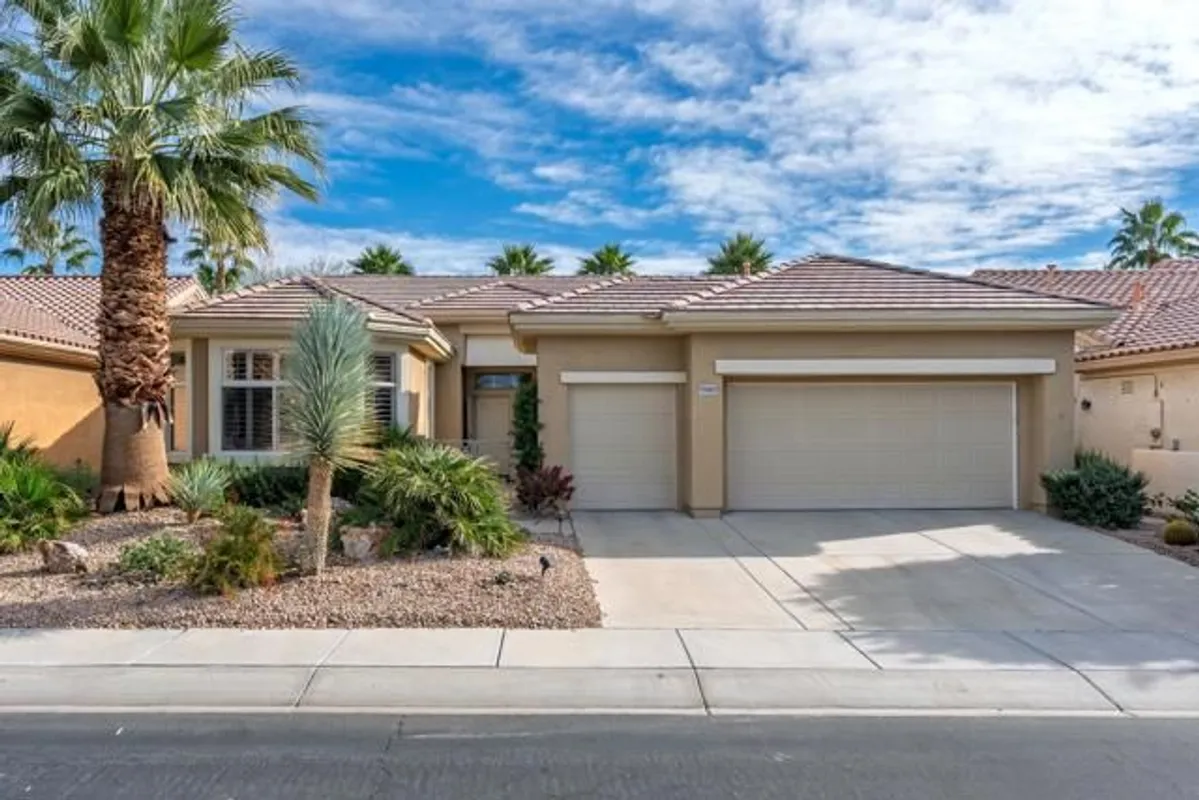Property Slideshow image 1 of 29 | 35902 crescent st, Palm Desert, CA, 92211