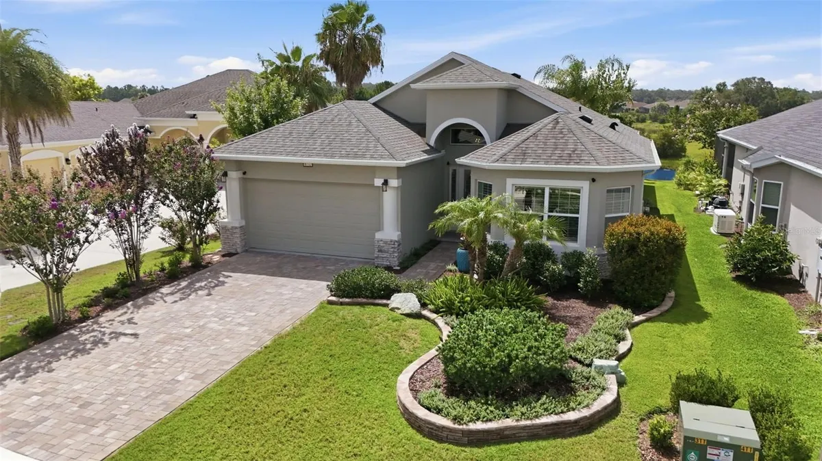 Property Slideshow image 1 of 71 | 8732 providence ct, Mount Dora, FL, 32757