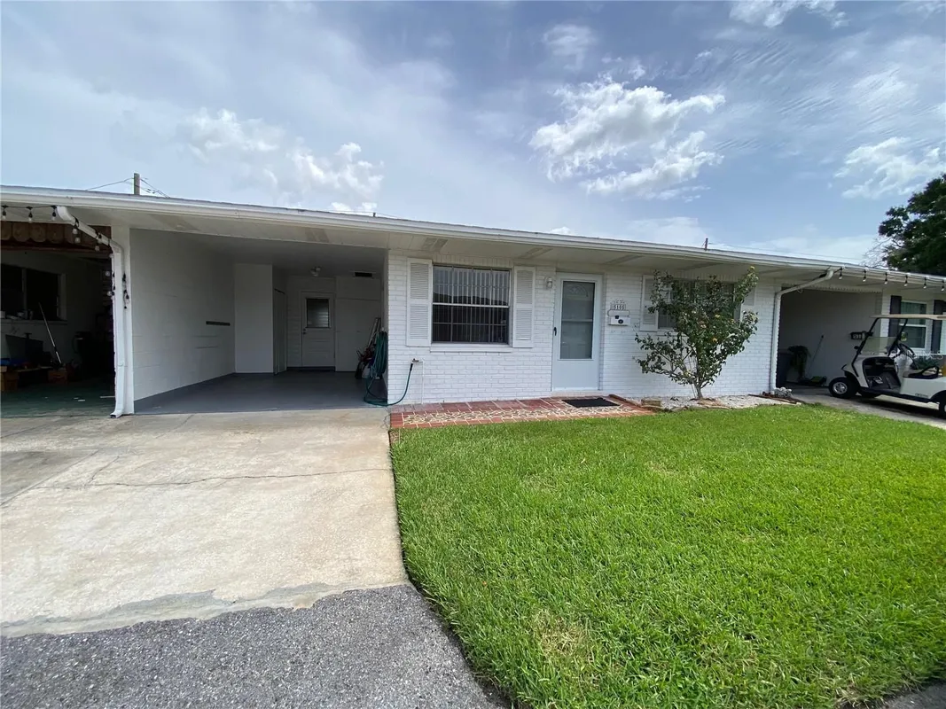 Property Slideshow image 1 of 43 | 5105 rose pl, Pinellas Park, FL, 33782