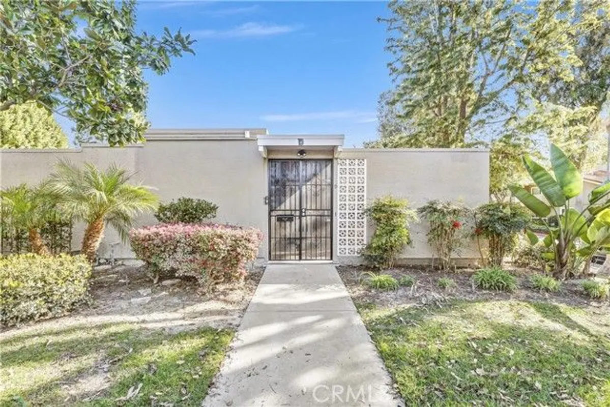 Property Slideshow image 1 of 39 | 651 avenida sevilla d, Laguna Woods, CA, 92637