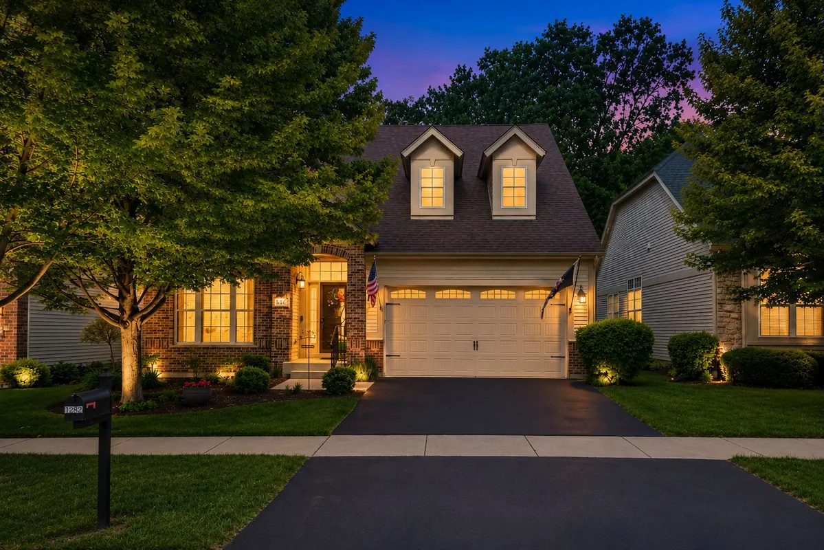 Property Slideshow image 1 of 1 | 1282 everwood ln, Aurora, IL, 60505