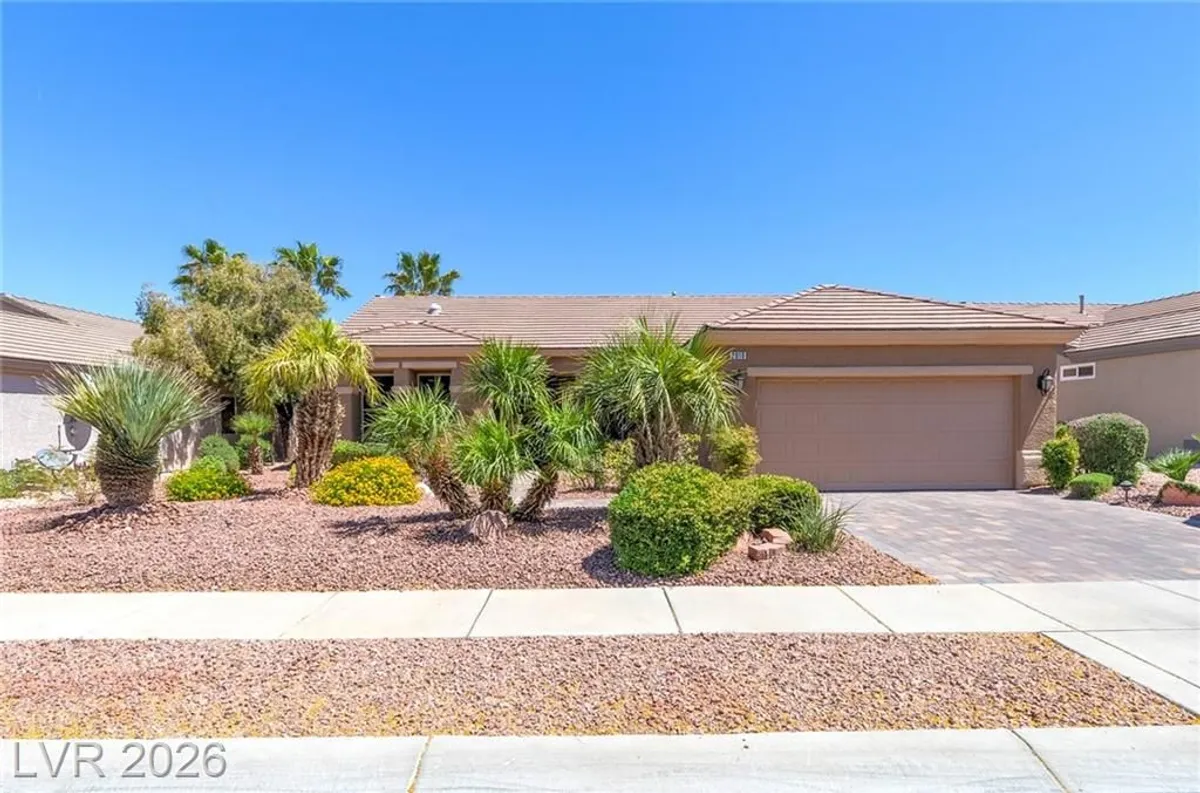 Property Slideshow image 1 of 58 | 2010 high mesa dr, Henderson, NV, 89012