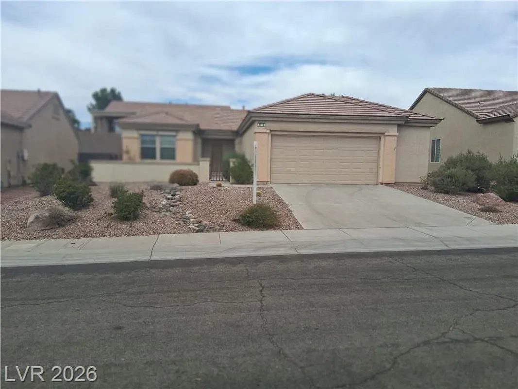 Property Slideshow image 1 of 32 | 2016 fort halifax st, Henderson, NV, 89052