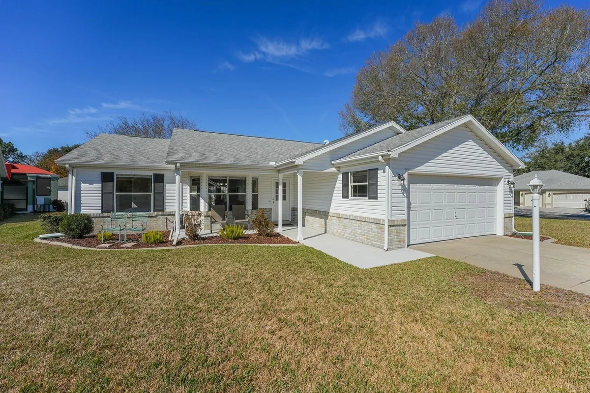 Property Slideshow image 1 of 37 | 1601 chavez ct, The Villages, FL, 32159