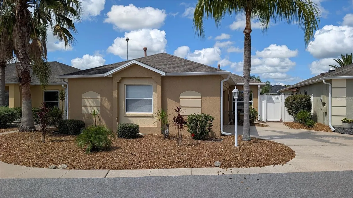 Property Slideshow image 1 of 46 | 1496 lime grove ln, The Villages, FL, 32162