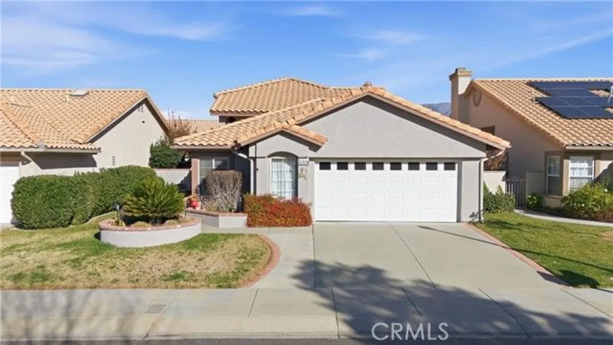 Property Slideshow image 1 of 35 | 6053 warwick hills way, Banning, CA, 92220