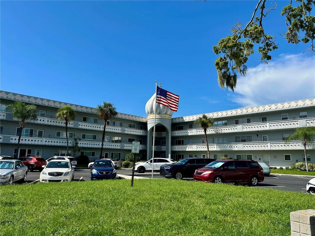 Property Slideshow image 1 of 52 | 2340 grecian way 38, Clearwater, FL, 33763