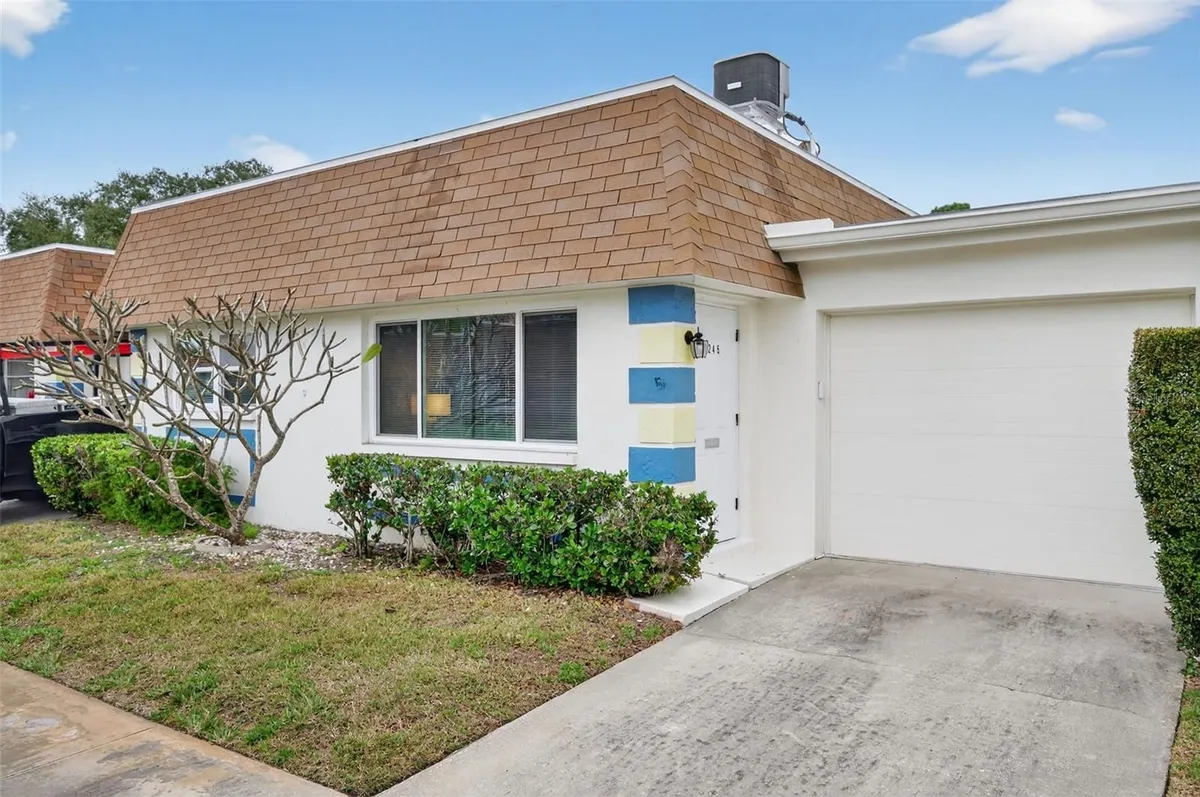 Property Slideshow image 1 of 31 | 8245 vendome blvd, Pinellas Park, FL, 33781