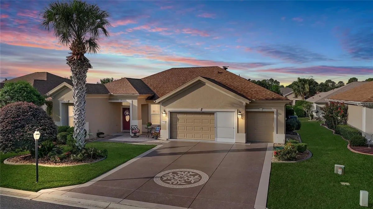 Property Slideshow image 1 of 76 | 11735 se 91st cir, Summerfield, FL, 34491