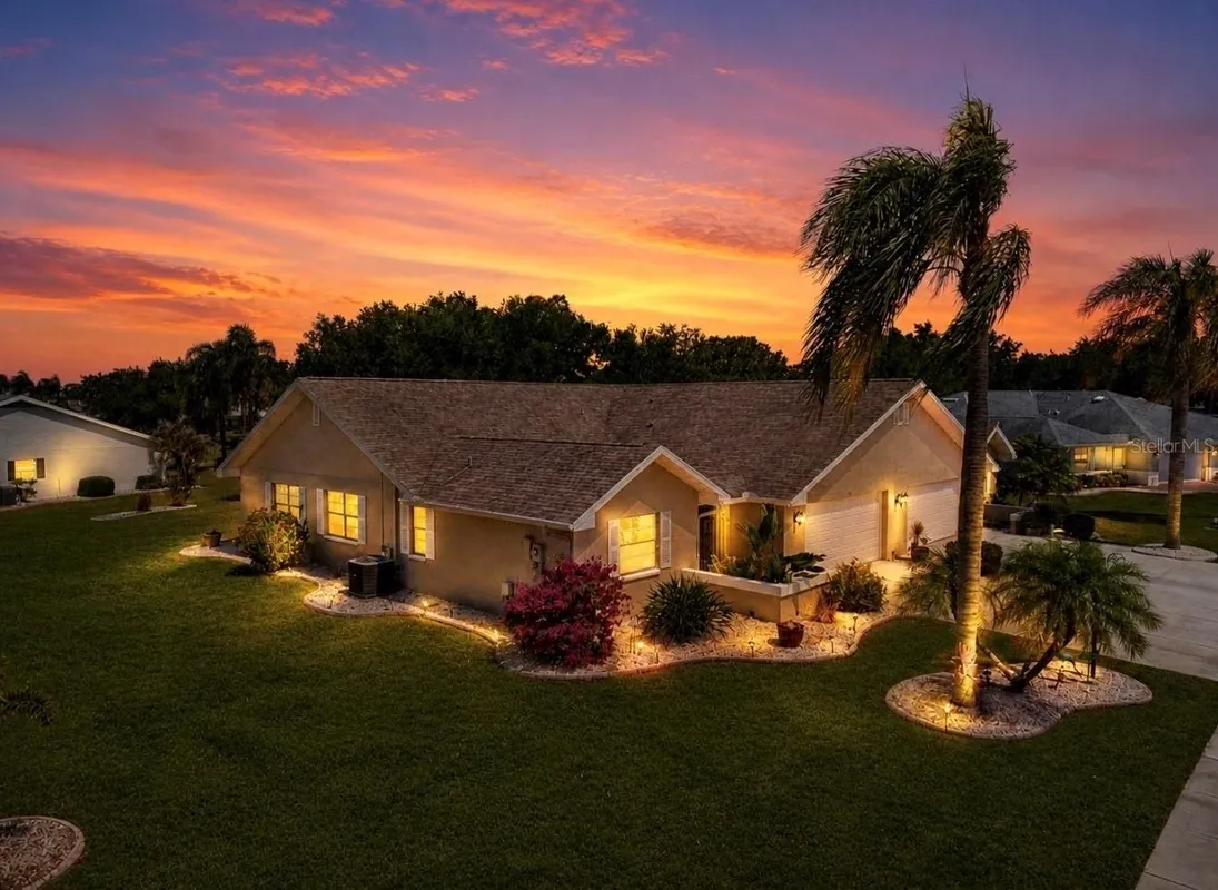 Property Slideshow image 1 of 31 | 319 linger ln, Sun City Center, FL, 33573