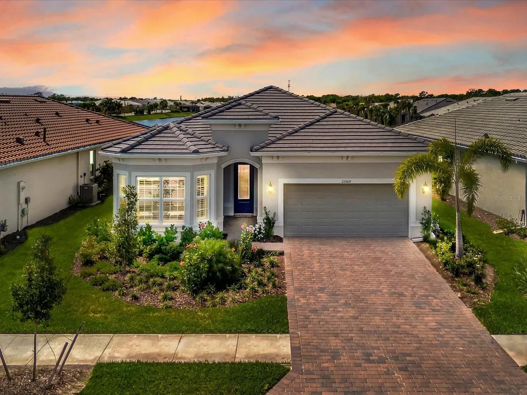 Property Slideshow image 1 of 100 | 25509 royal tern ln, Englewood, FL, 34223