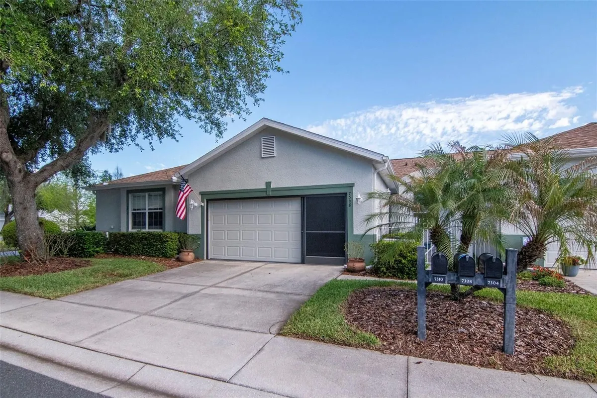 Property Slideshow image 1 of 56 | 7308 cleopatra dr, Land O Lakes, FL, 34637