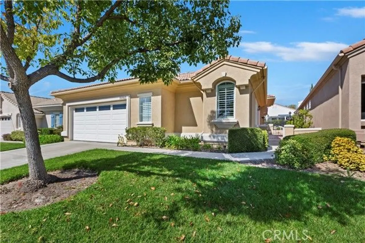 Property Slideshow image 1 of 47 | 39965 via oporta, Murrieta, CA, 92562