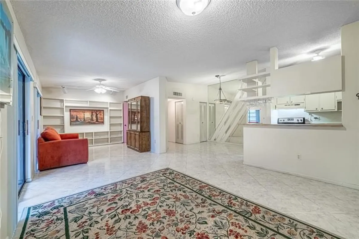 Property Slideshow image 1 of 20 | 7612 ashmont cir # 7612, Tamarac, FL, 33321