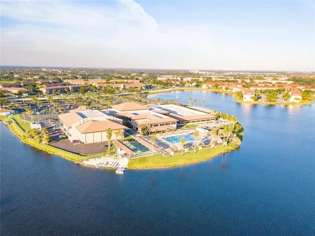 Property Slideshow image 1 of 54 | 900 sw 128th ave, Pembroke Pines, FL, 33027