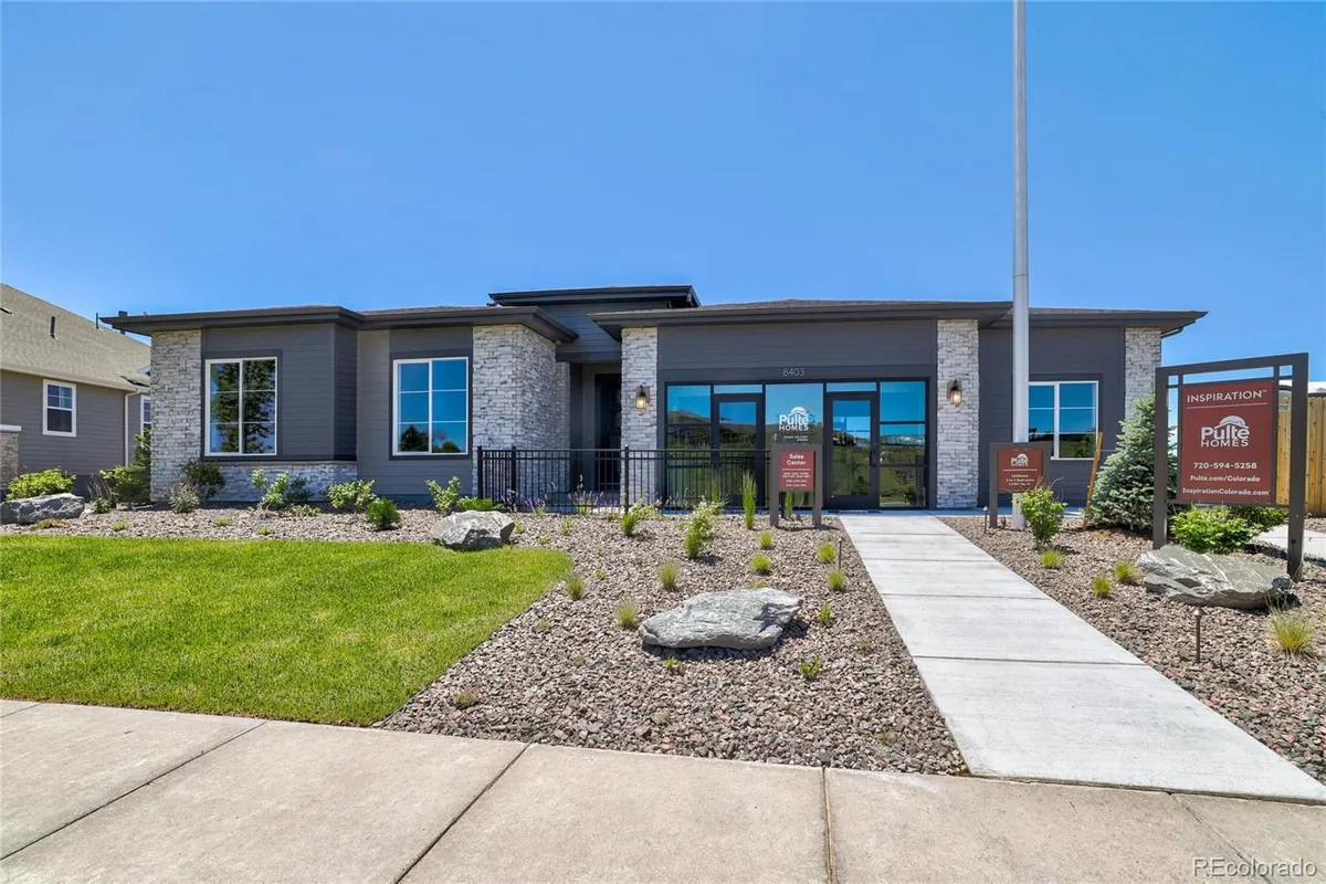 Property Slideshow image 1 of 37 | 8403 s winnipeg ct, Aurora, CO, 80016