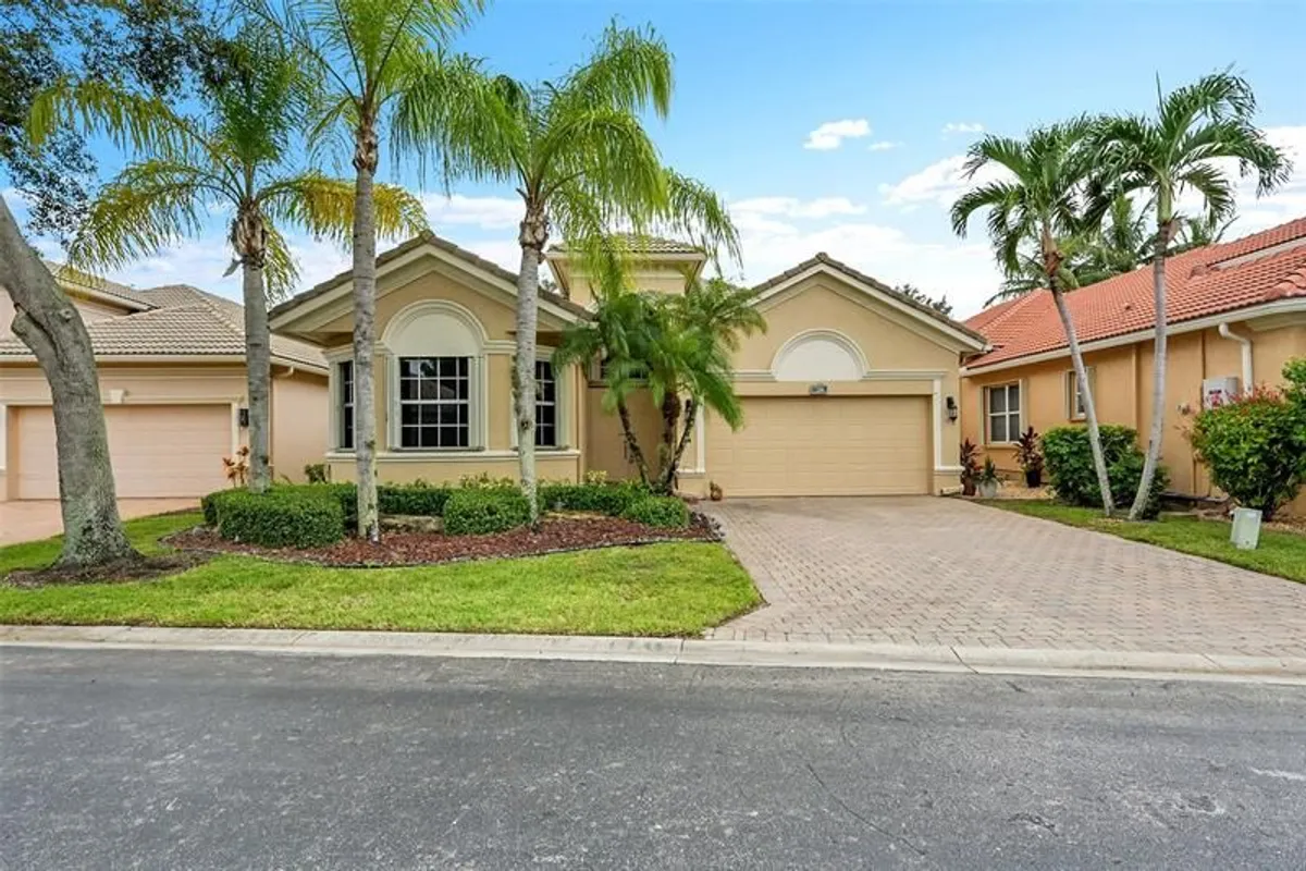 Property Slideshow image 1 of 61 | 7200 veneto dr, Boynton Beach, FL, 33437