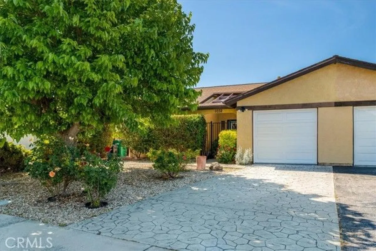 Property Slideshow image 1 of 40 | 1032 scott st, Paso Robles, CA, 93446