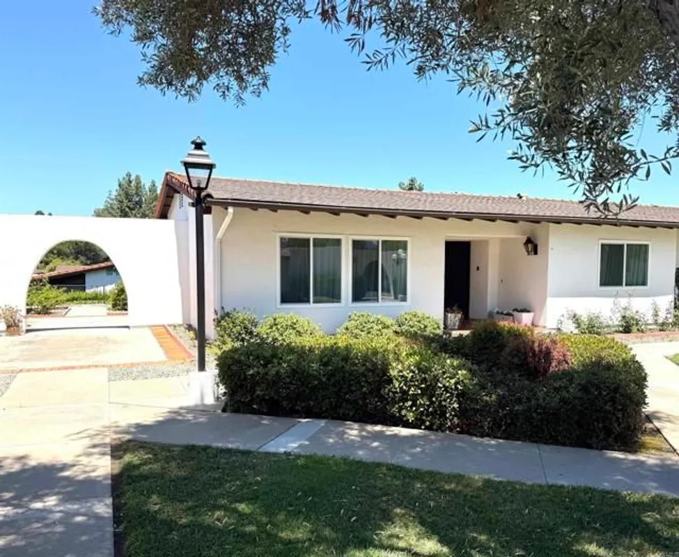 Property Slideshow image 1 of 1 | 16555 caminito vecinos 39, San Diego, CA, 92128