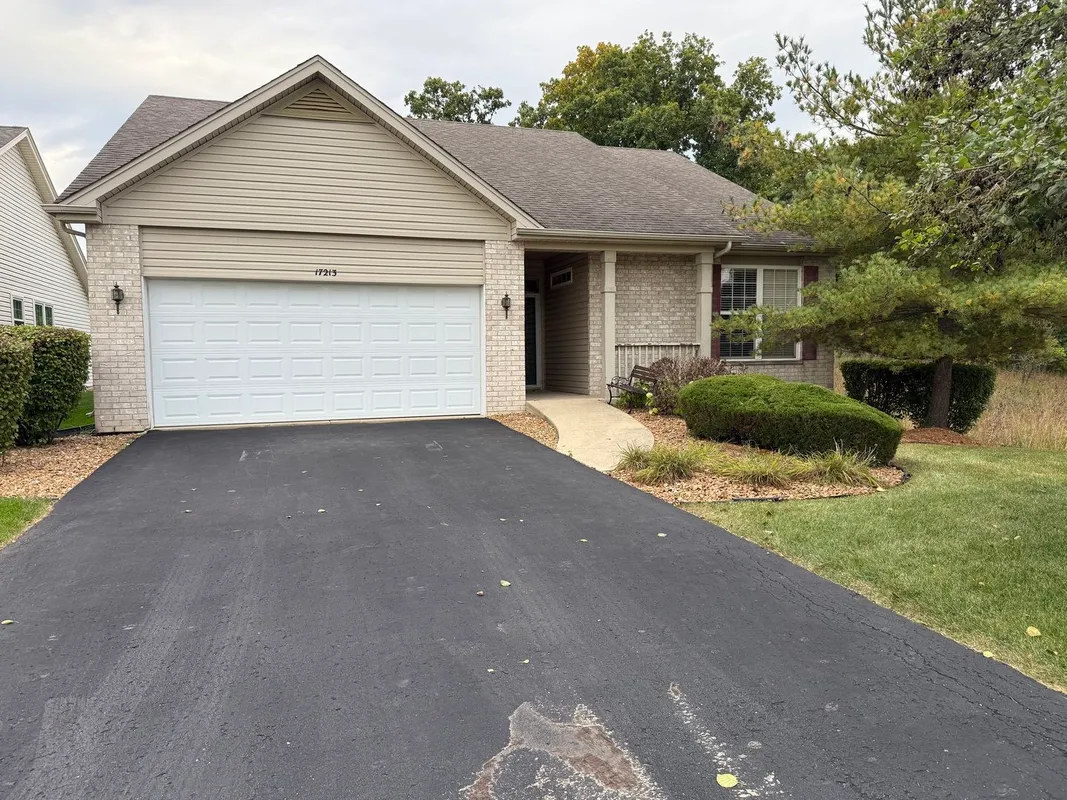 Property Slideshow image 1 of 38 | 17213 mendota dr, Lockport, IL, 60441