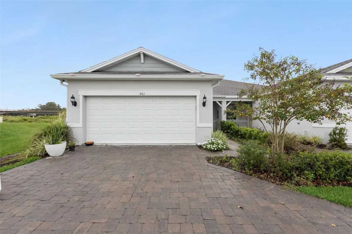 Property Slideshow image 1 of 79 | 1901 spring shower cir, Kissimmee, FL, 34744