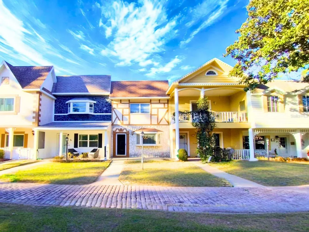 Property Slideshow image 1 of 26 | 8830 sw 98 pl m, Ocala, FL, 34481