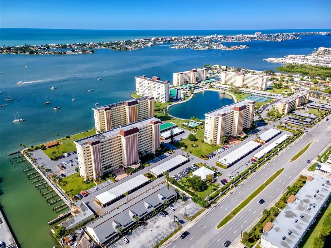 Property Slideshow image 1 of 43 | 4650 cove cir 409, St Petersburg, FL, 33708