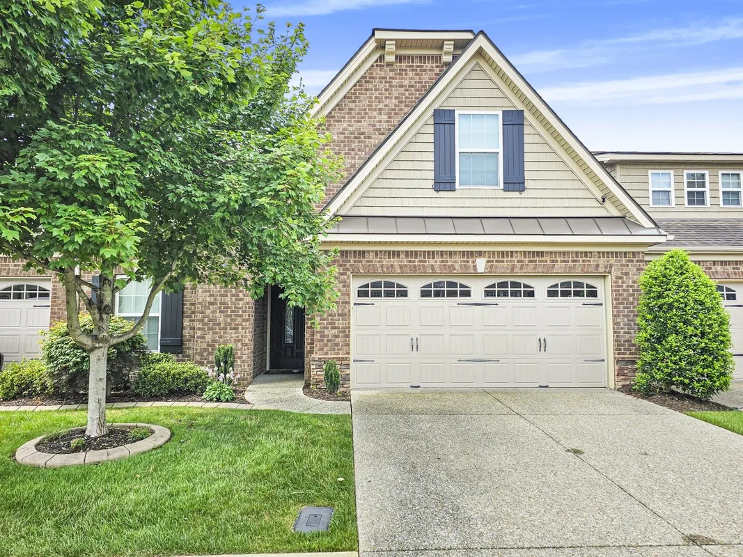 Property Slideshow image 1 of 31 | 835 meadowcrest way, Lebanon, TN, 37090