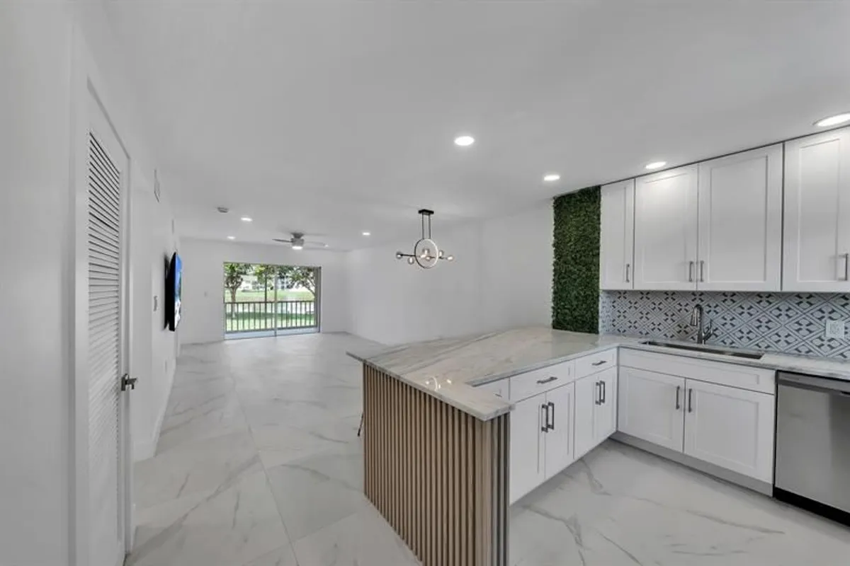 Property Slideshow image 1 of 31 | 9818 marina blvd apt 1225, Boca Raton, FL, 33428